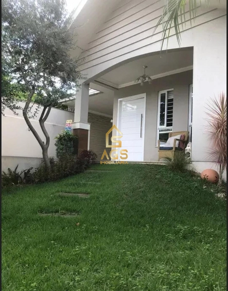 Casa 3 dormitórios à venda no bairro Campestre : 2ª foto da galeria de imagens do imóvel