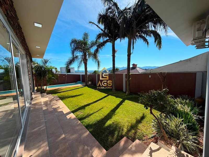Casa com Piscina e Espaço Gourmet à Venda no Bairro Universitário – Lajeado/RS: 7ª foto da galeria de imagens do imóvel