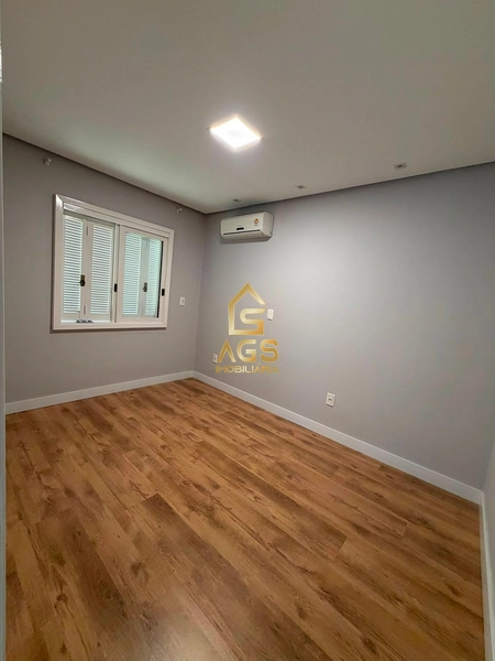 Casa com Piscina e Espaço Gourmet à Venda no Bairro Universitário – Lajeado/RS: 15ª foto da galeria de imagens do imóvel