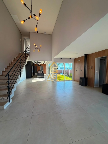 Casa com Piscina e Espaço Gourmet à Venda no Bairro Universitário – Lajeado/RS: 12ª foto da galeria de imagens do imóvel