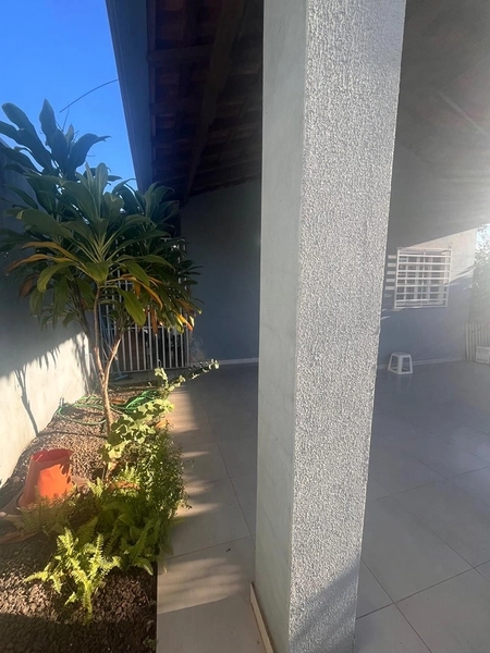 Casa com quintal amplo : 17ª foto da galeria de imagens do imóvel