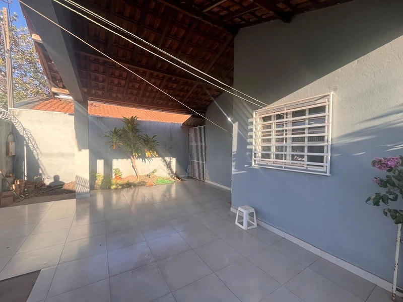 Casa com quintal amplo : 12ª foto da galeria de imagens do imóvel