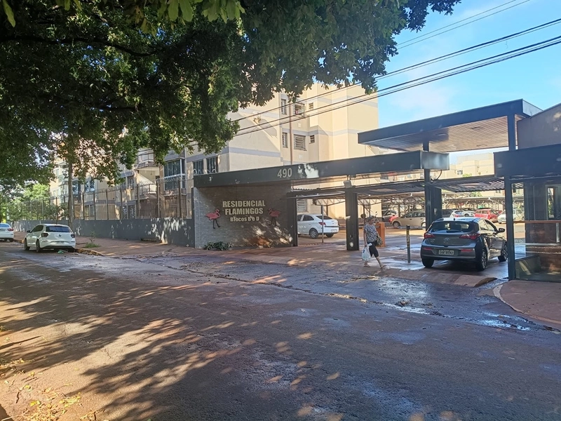 Apartamento Flamingos com 3 quartos : 2ª foto da galeria de imagens do imóvel