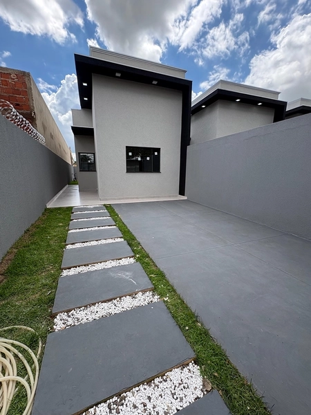 Muito espaço: 2ª foto da galeria de imagens do imóvel