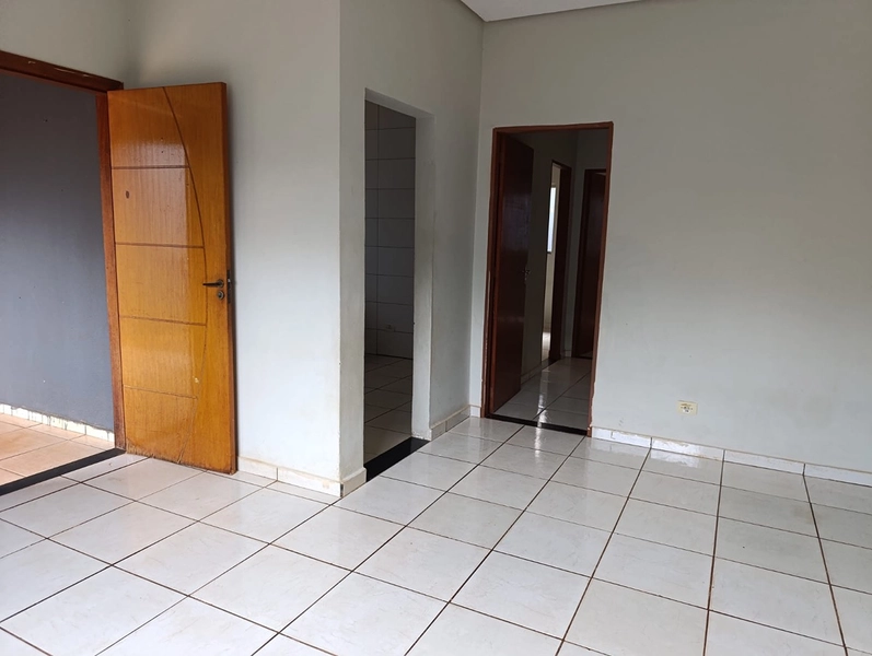 Cômodos amplos: 3ª foto da galeria de imagens do imóvel