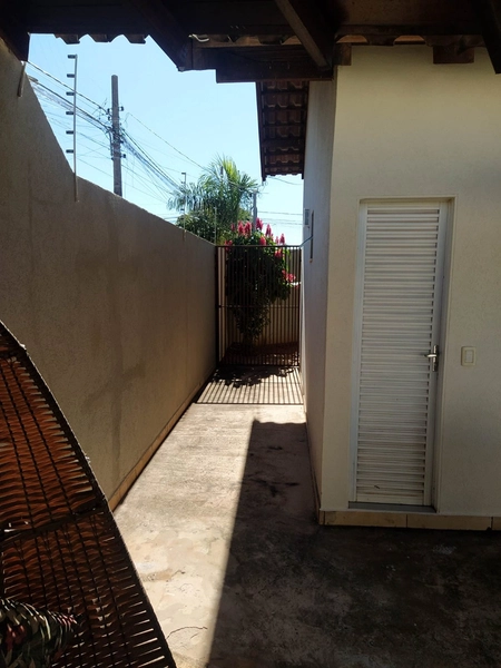 Casa com Piscina e 2 Suítes na Região da Mata do Jacinto: 13ª foto da galeria de imagens do imóvel
