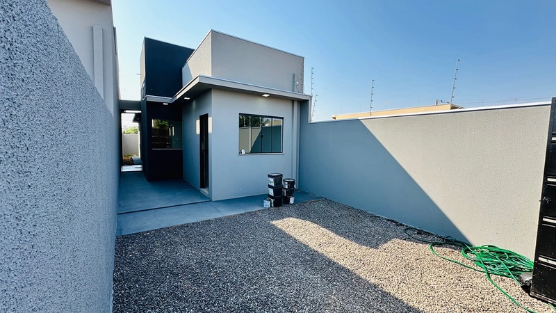 Linda casa com cômodo amplos : 3ª foto da galeria de imagens do imóvel