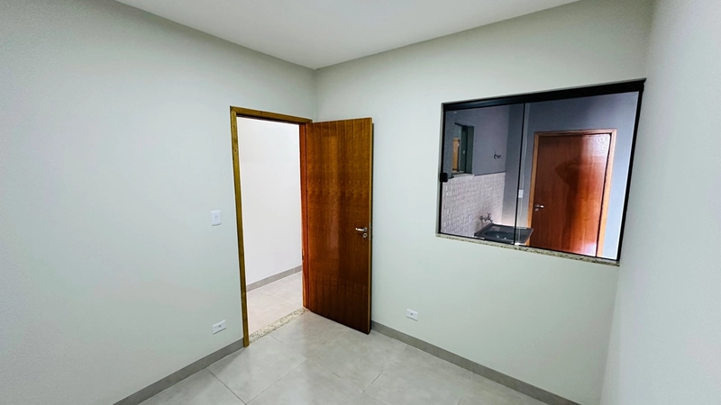 Linda casa com cômodo amplos : 16ª foto da galeria de imagens do imóvel
