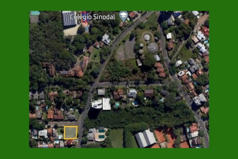 Terreno plano a uma quadra do Colégio Sinodal Ref.:228: 3ª foto da galeria de imagens do imóvel