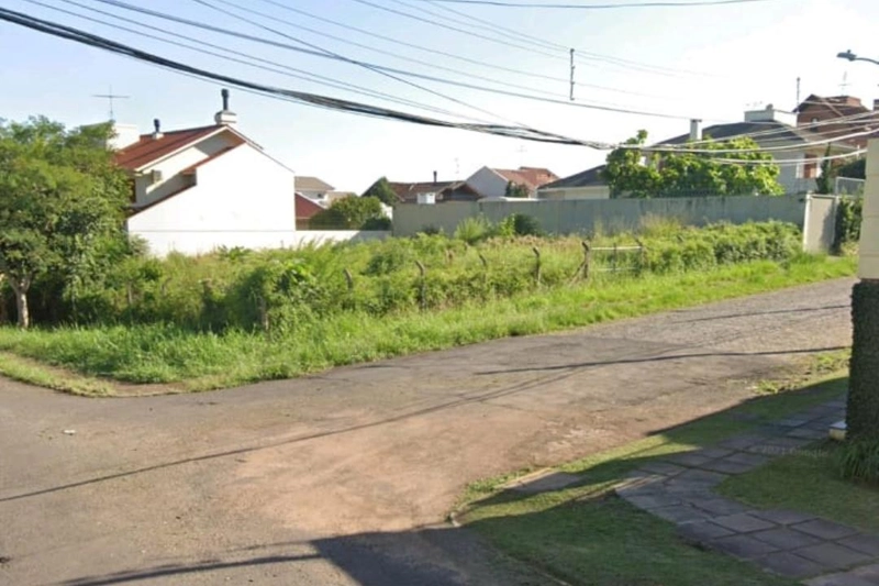 Terreno plano a uma quadra do Colégio Sinodal Ref.:228: 1ª foto da galeria de imagens do imóvel