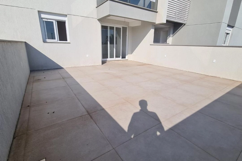 Apartamento no 4º pavimento, com terraço privativo. Ref.:173: 2ª foto da galeria de imagens do imóvel