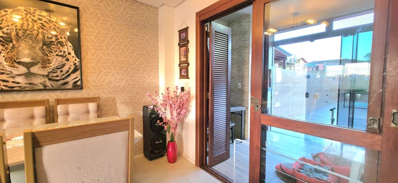 Casa 3 dormitórios com pátio e piscina!: 12ª foto da galeria de imagens do imóvel