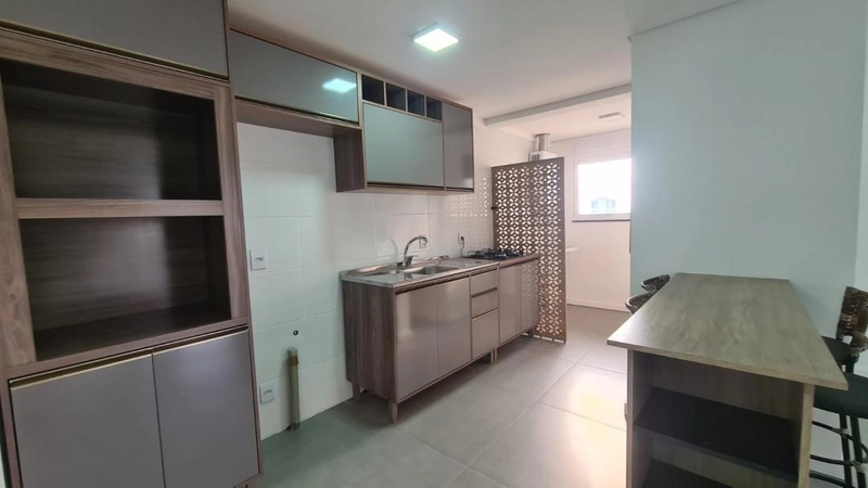 Apartamento com cozinha e banheiros prontos, andar alto. REF: 330: 55ª foto da galeria de imagens do imóvel