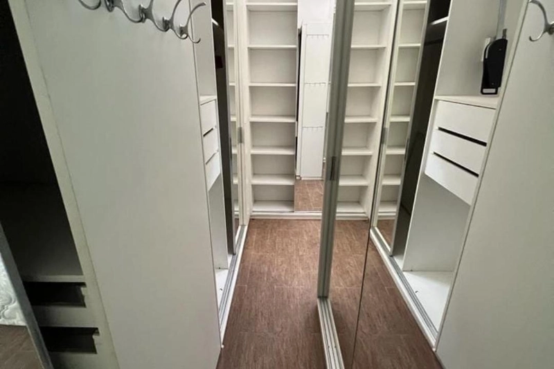 Casa de 4 dormitórios, sendo um deles suíte com closet, pátio externo aos fundos do terreno, 2 salas de estar e 2 salas de jantar. REF: 312: 17ª foto da galeria de imagens do imóvel
