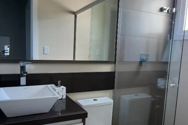 Sobrado novo com arquitetura contemporânea decorado e mobiliado. Ref.:70: 21ª foto da galeria de imagens do imóvel