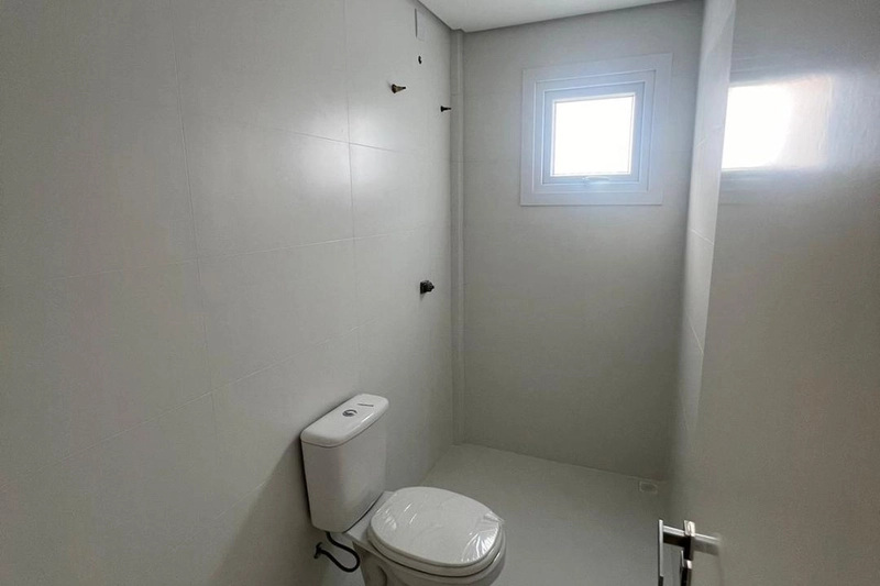 Apartamento novo no 3º andar, com 96 m² de área construída, 3 dormitórios, sendo 1 suíte e uma vaga dupla de garagem coberta. REF: 358: 11ª foto da galeria de imagens do imóvel