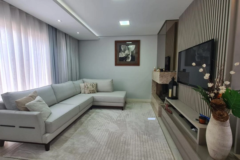 Sobrado semi mobiliado, decorado, com patio privativo, condominio com poucas casas e proximo ao Colégio Sinodal REF: 345: 19ª foto da galeria de imagens do imóvel