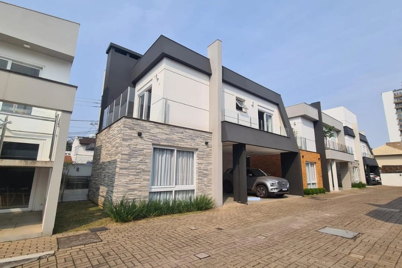 Sobrado semi mobiliado, decorado, com patio privativo, condominio com poucas casas e proximo ao Colégio Sinodal REF: 345: 22ª foto da galeria de imagens do imóvel