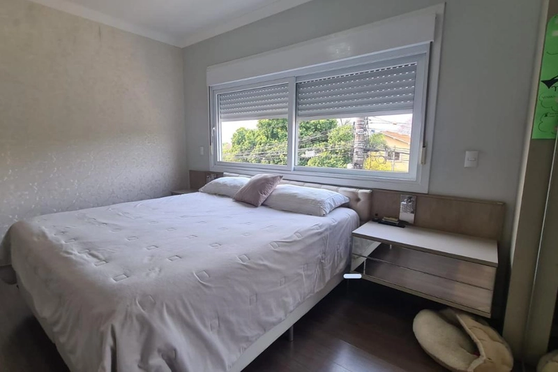 Sobrado semi mobiliado, decorado, com patio privativo, condominio com poucas casas e proximo ao Colégio Sinodal REF: 345: 26ª foto da galeria de imagens do imóvel