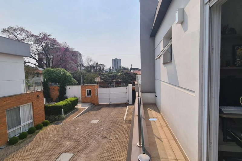 Sobrado semi mobiliado, decorado, com patio privativo, condominio com poucas casas e proximo ao Colégio Sinodal REF: 345: 17ª foto da galeria de imagens do imóvel