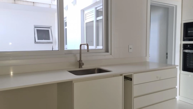 Quer desfrutar de todo o conforto em um lugar privilegiado? Então você precisa conhecer esse incríve Ref.:182: 28ª foto da galeria de imagens do imóvel