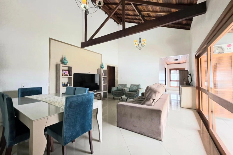Linda Casa com Quintal e Varanda em São Leopoldo - Oportunidade de Venda REF: CA0019: 6ª foto da galeria de imagens do imóvel