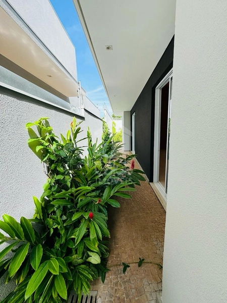 Casa com 4 suítes e piscina no Condomínio Portal dos Nobres-Marília-SP: 33ª foto da galeria de imagens do imóvel