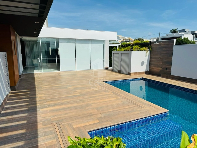 Casa com 4 suítes e piscina no Condomínio Portal dos Nobres-Marília-SP: 35ª foto da galeria de imagens do imóvel
