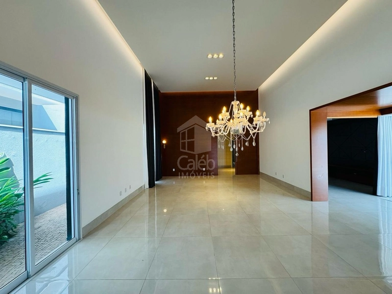 Casa com 4 suítes e piscina no Condomínio Portal dos Nobres-Marília-SP: 8ª foto da galeria de imagens do imóvel