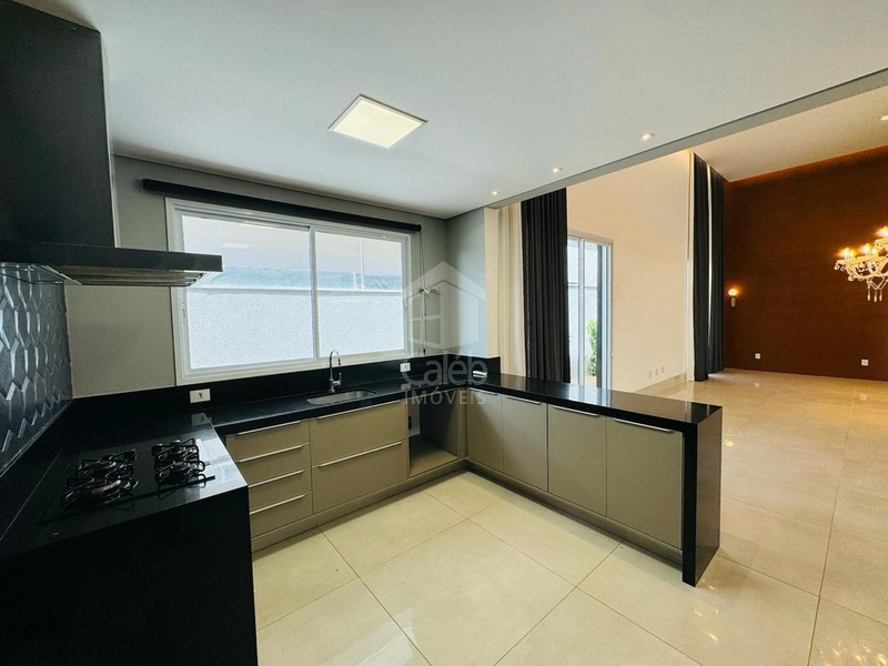 Casa com 4 suítes e piscina no Condomínio Portal dos Nobres-Marília-SP: 14ª foto da galeria de imagens do imóvel