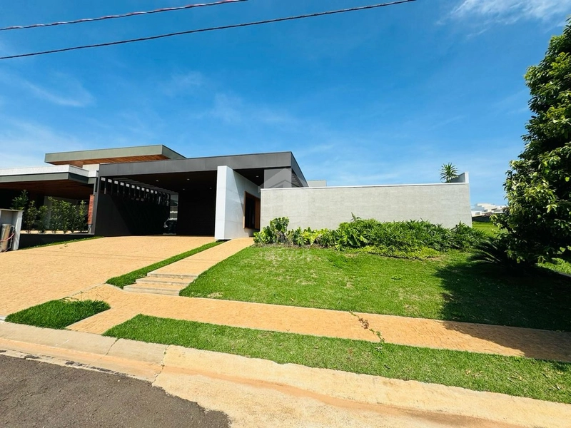 Casa com 4 suítes e piscina no Condomínio Portal dos Nobres-Marília-SP: 1ª foto da galeria de imagens do imóvel