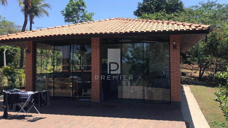 Chácara a Venda com 4 Suítes no Condomínio Serra Dourada em Marília-SP. : 2ª foto da galeria de imagens do imóvel