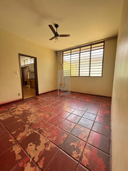 Casa com 6 quartos a venda no Jd. Maria Izabel em Marília-SP. : 4ª foto da galeria de imagens do imóvel