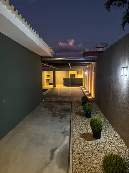 Casa com 3 quartos sendo 1 suíte no Jd. Acapulco em Marília-SP.: 12ª foto da galeria de imagens do imóvel