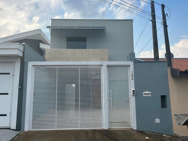 Casa com 3 quartos no Jd. Universitário em Marília-SP.: 1ª foto da galeria de imagens do imóvel