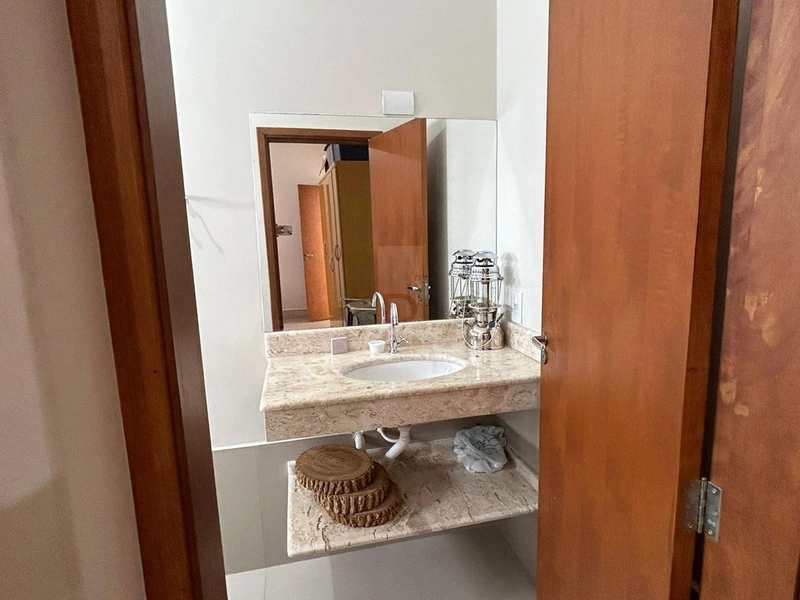 Casa com 3 quartos no Jd. Universitário em Marília-SP.: 8ª foto da galeria de imagens do imóvel