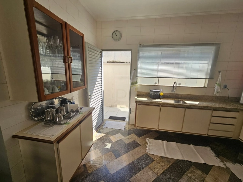 Casa com 3 quartos e hidromassagem no Bairro Ana Carla em Marilia / SP: 5ª foto da galeria de imagens do imóvel