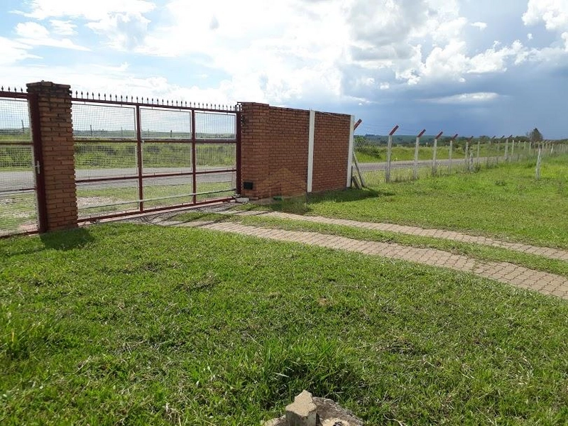 Chácara com 3 dormitórios à venda, 3000 m² por R$ 600.000 - Rural - Marília/SP: 1ª foto da galeria de imagens do imóvel