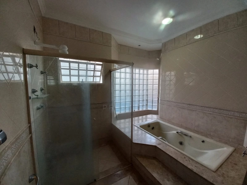 Casa com pisicna no Jd Aquarios em Marilia / Sp: 16ª foto da galeria de imagens do imóvel
