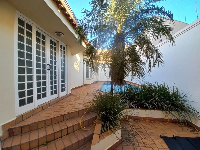 Casa com pisicna no Jd Aquarios em Marilia / Sp: 20ª foto da galeria de imagens do imóvel
