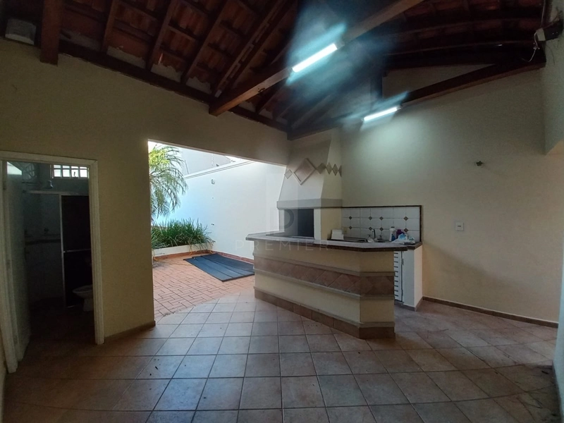 Casa com pisicna no Jd Aquarios em Marilia / Sp: 13ª foto da galeria de imagens do imóvel
