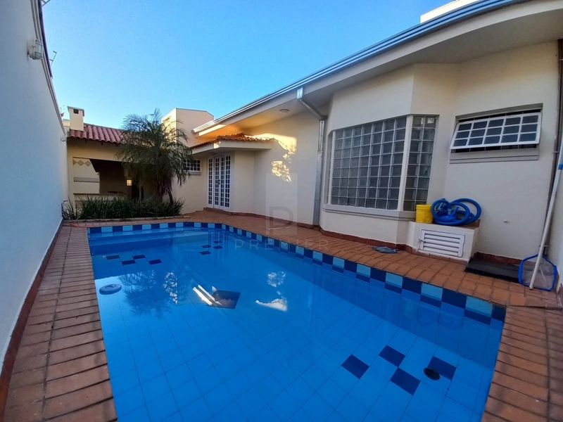 Casa com pisicna no Jd Aquarios em Marilia / Sp: 23ª foto da galeria de imagens do imóvel