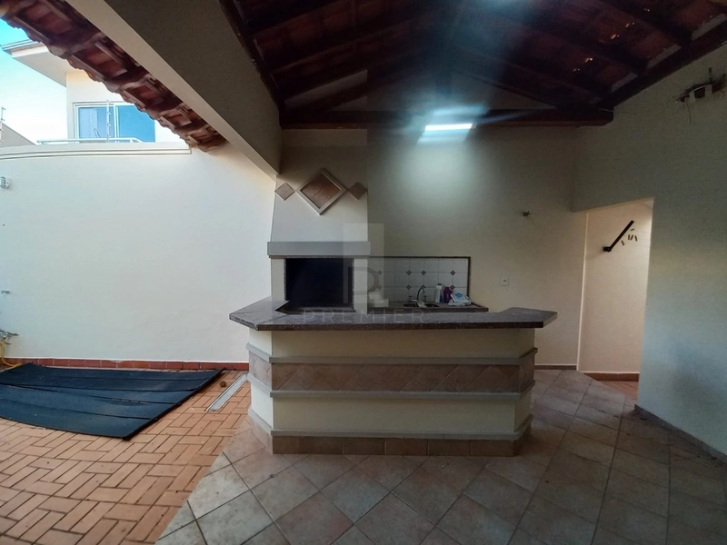 Casa com pisicna no Jd Aquarios em Marilia / Sp: 19ª foto da galeria de imagens do imóvel