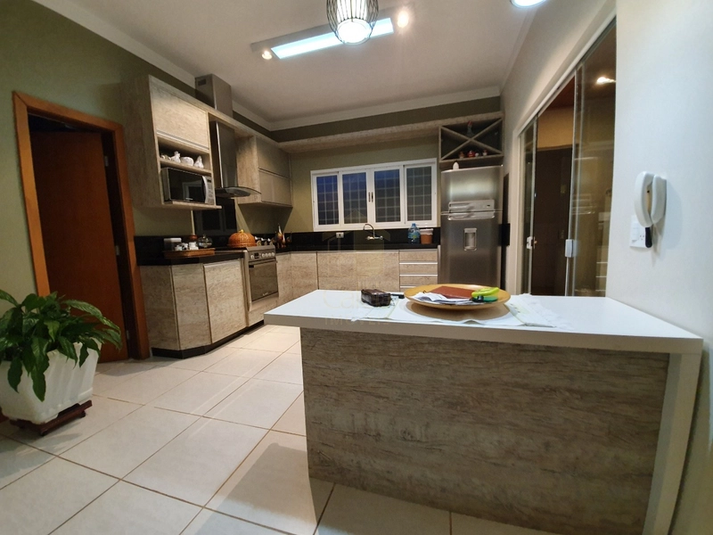 Casa à venda No Jardim São Domingos com 3 dormitórios em Marília-SP: 15ª foto da galeria de imagens do imóvel