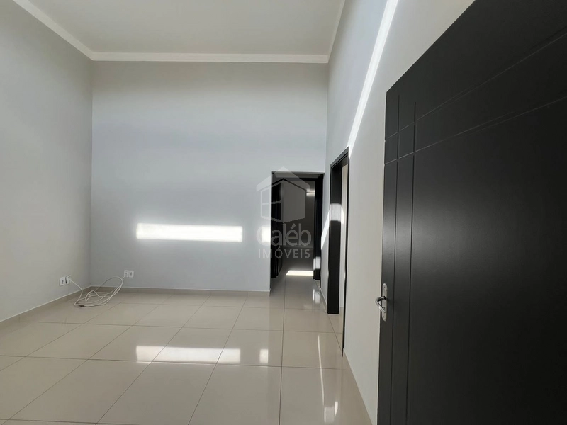 Vende Casa no Figueirinha em Marília-SP.: 3ª foto da galeria de imagens do imóvel