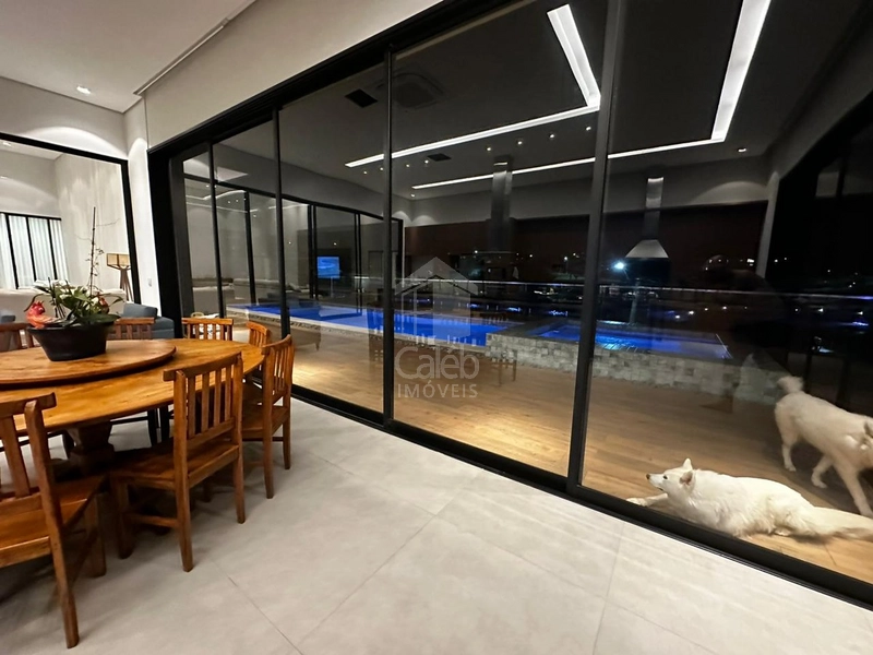 Casa a Venda no Condomínio Portal da Serra em Marília-SP.: 5ª foto da galeria de imagens do imóvel