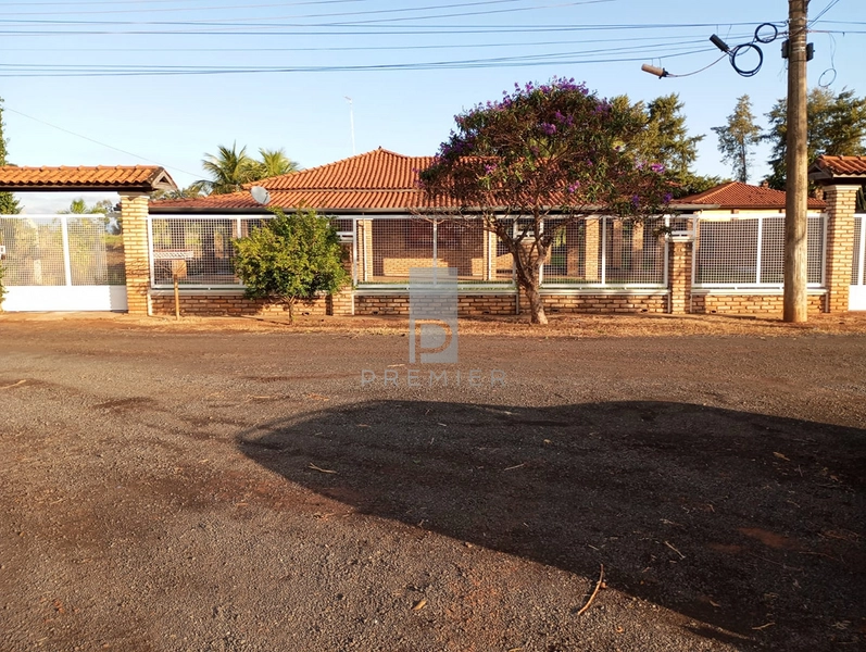 Chacara com 4 quartos em Oscar Bressane /SP: 1ª foto da galeria de imagens do imóvel