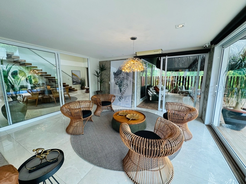 Mansão de luxo com 4 suítes, piscina e lago condomínio Green Valley: 17ª foto da galeria de imagens do imóvel
