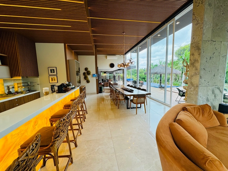 Mansão de luxo com 4 suítes, piscina e lago condomínio Green Valley: 12ª foto da galeria de imagens do imóvel