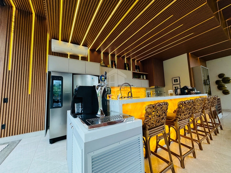 Mansão de luxo com 4 suítes, piscina e lago condomínio Green Valley: 5ª foto da galeria de imagens do imóvel
